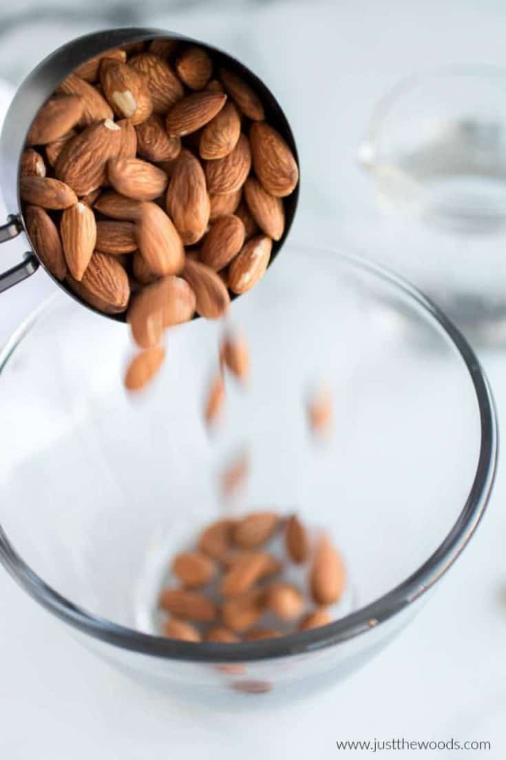 How to Make Almond Milk at Home