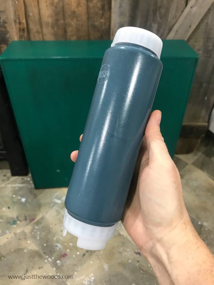 FIFO bottles, store paint in bottles, chalk paint in plastic bottles