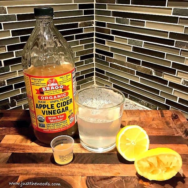 The Best Apple Cider Vinegar Detox Drink Made with Honey
