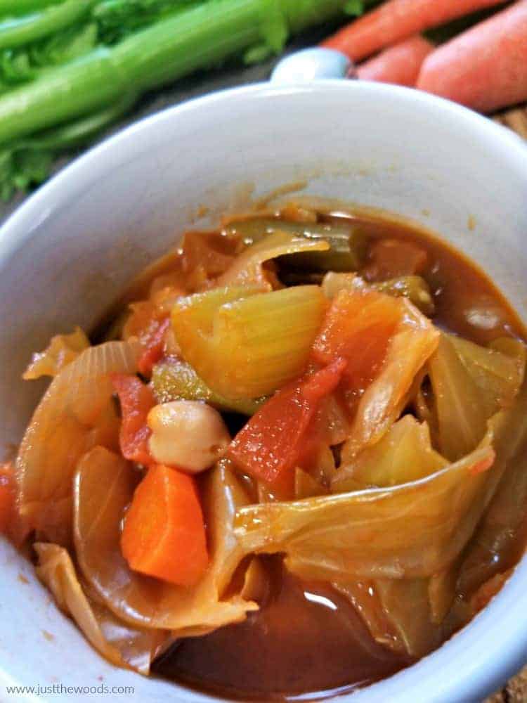 homemade vegetable soup recipes, how to make vegetable soup, healthy vegetable soup, clean eating soup