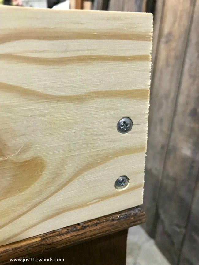 rebuild furniture base, wood screws in wood