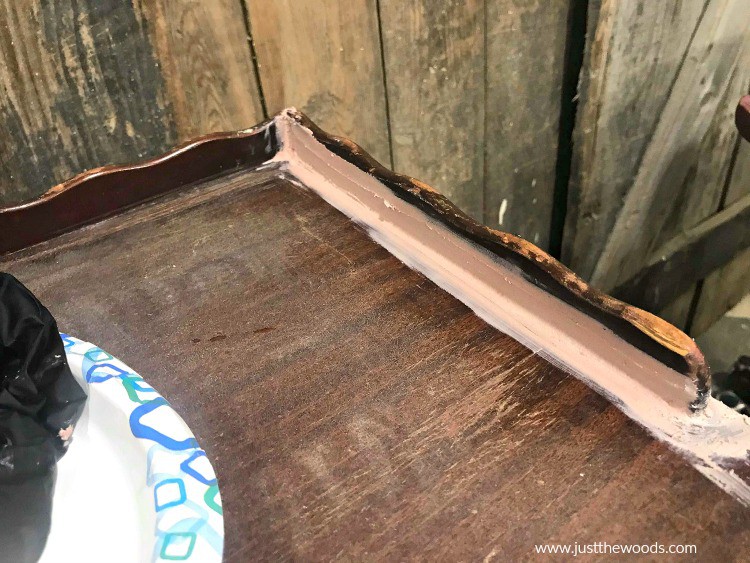 apply bondo to wood furniture, fix broken furniture