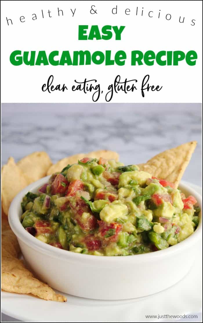 You will love this easy guacamole. This healthy guacamole recipe pairs well with chips, meat or as a side dish. See how to make guacamole for your next meal. #easyguacamole #healthyguacamole #bestguacamolerecipe #guacamolerecipe #guacamoledip