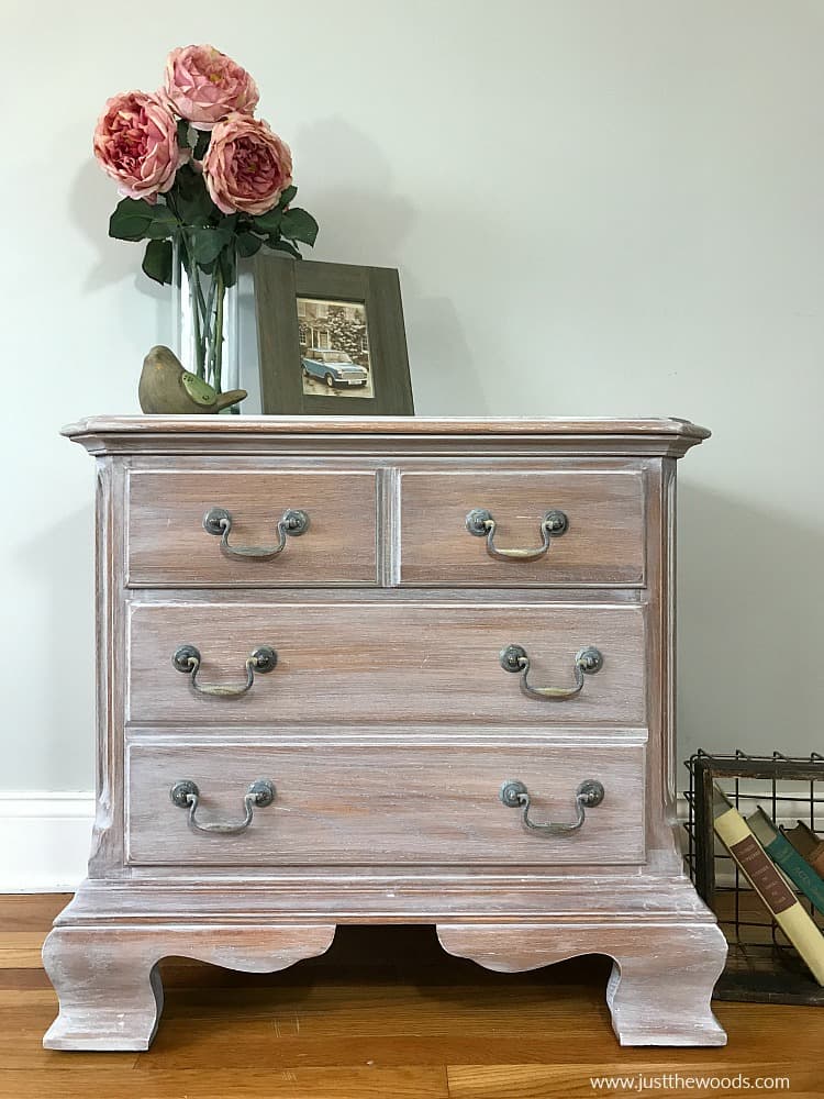 chest of drawers, whitewash furniture with paint