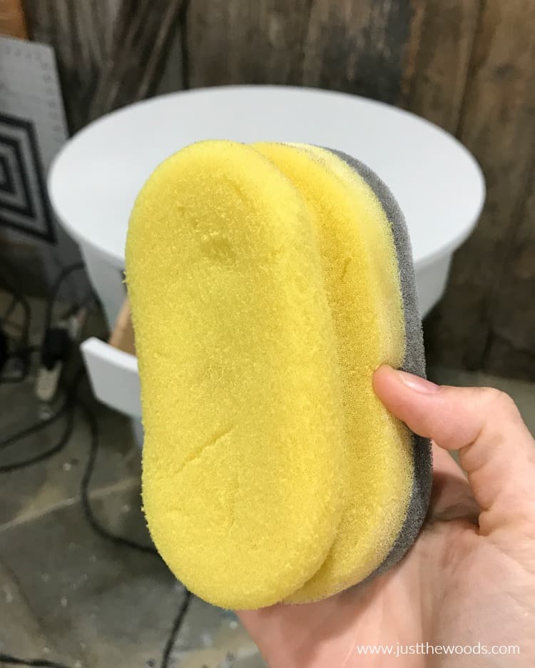 yellow sponge to apply topcoat