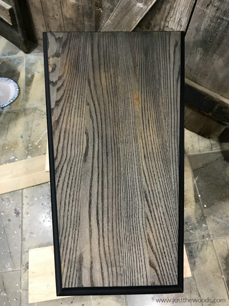 wood grain black stain