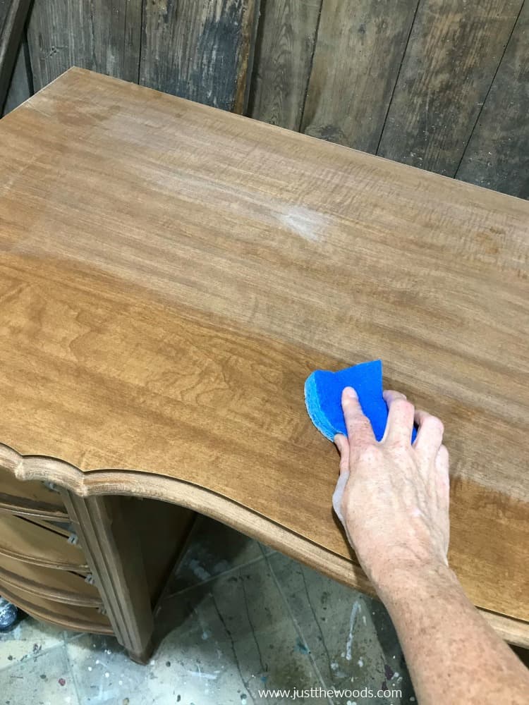 clean wood before furniture paint