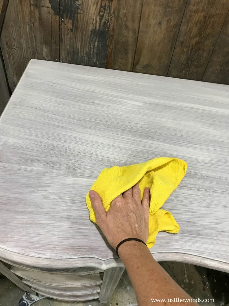 lint free cloth to wipe dust when priming furniture for paint