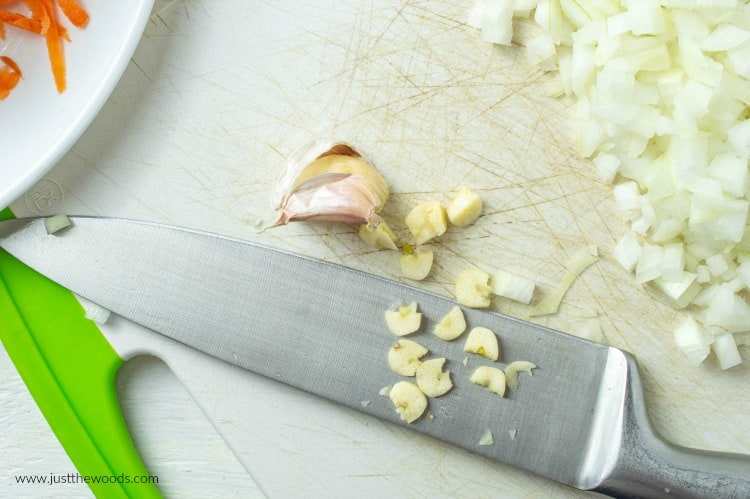 garlic clove