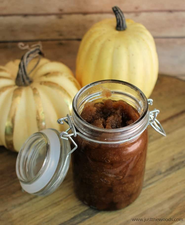 homemade sugar scrub with brown sugar