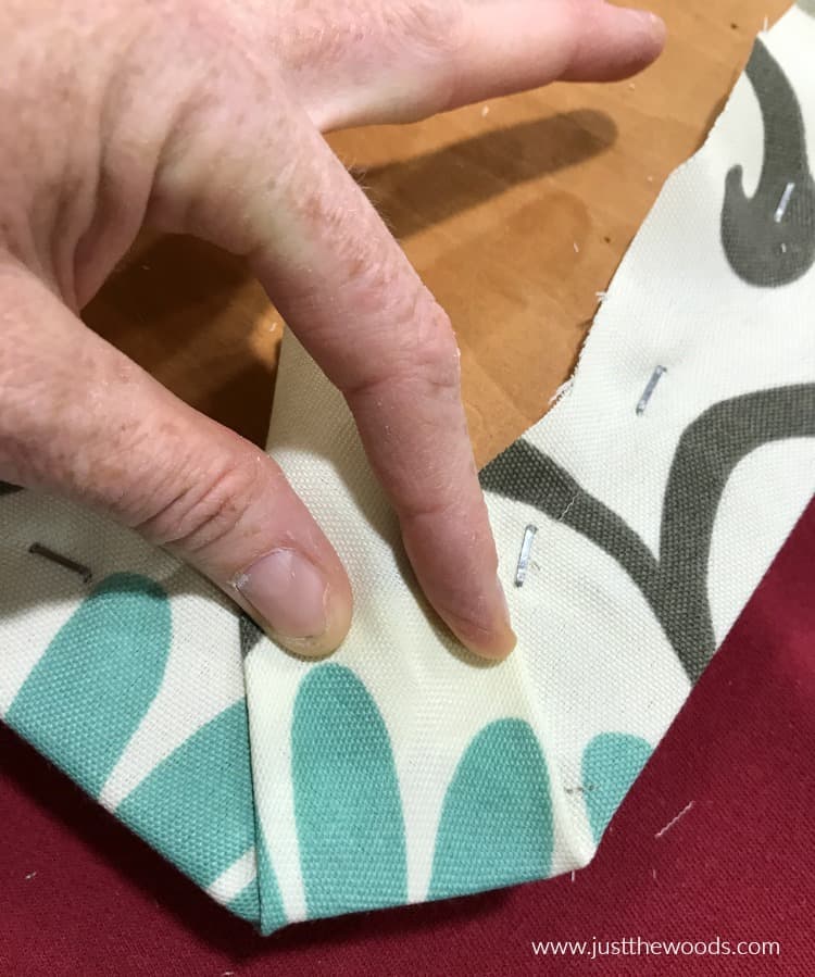 how to reupholster corners