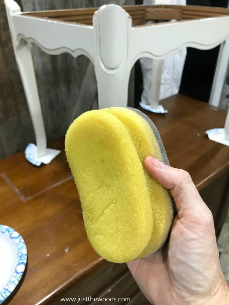 yellow sponge