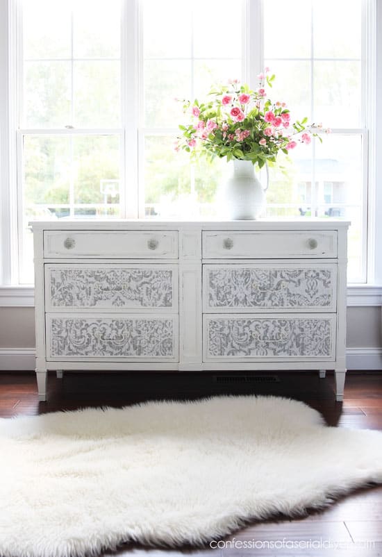 25+ of the Best & Beautiful Chalk Paint Furniture Ideas