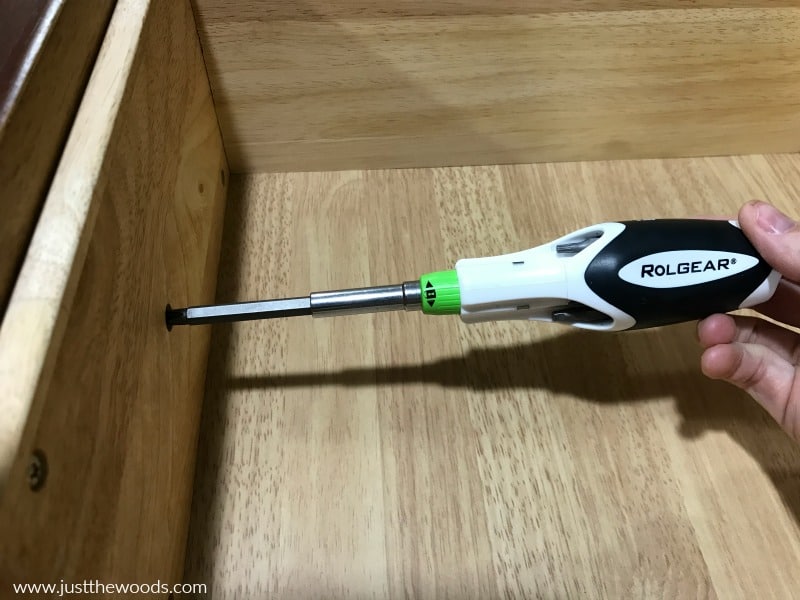 remove hardware, rolgear screwdriver
