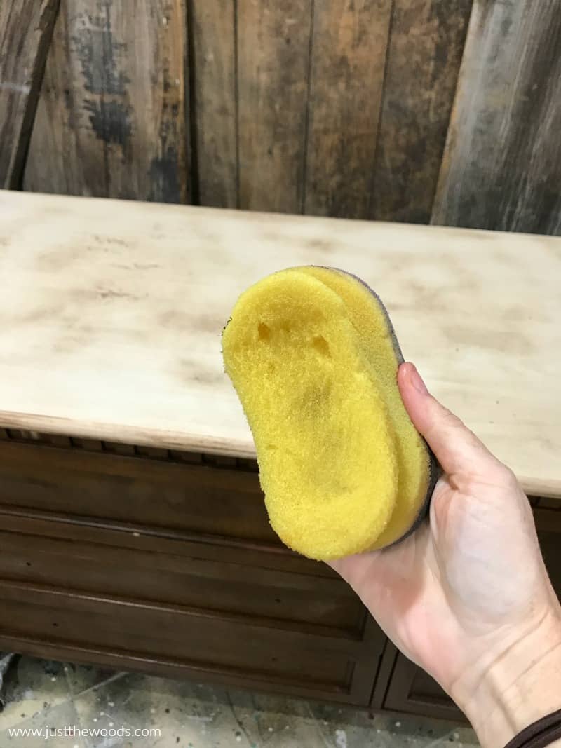 how to apply wood stain, yellow sponge