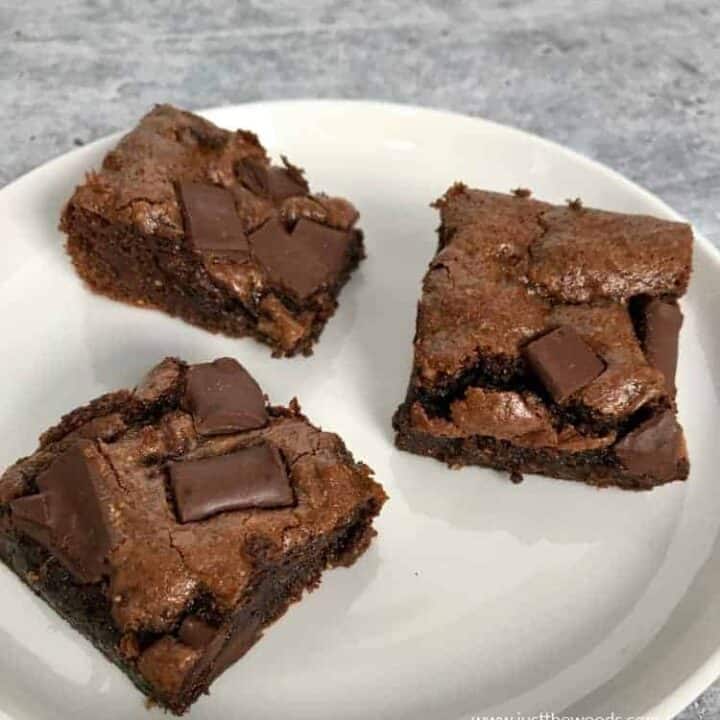 How to Make Amazing Gooey Chocolate Cashew Tahini Brownies