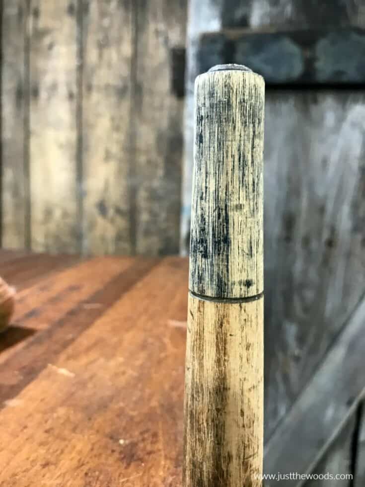 How to Refinish Furniture to its Original Amazing Finish