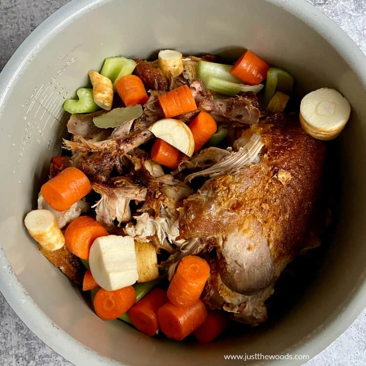 how to make homemade turkey stock
