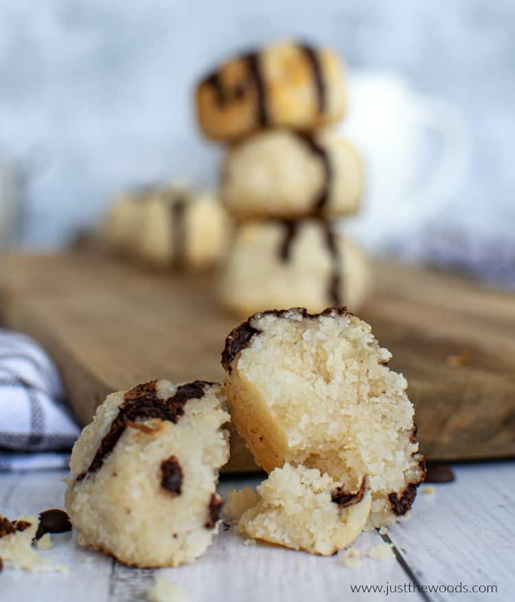 gluten free macaroons with chocolate glaze