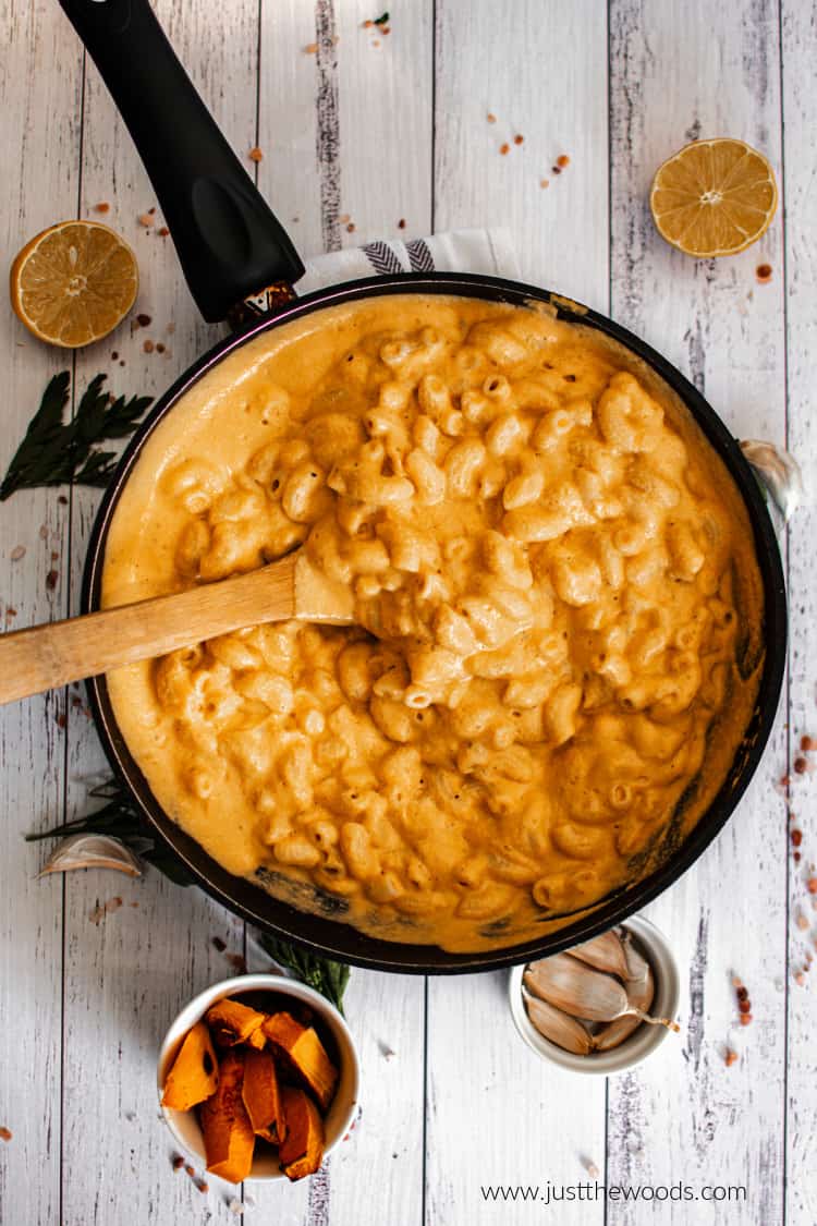 how to make vegan macaroni and cheese with dairy free cashew cheese sauce