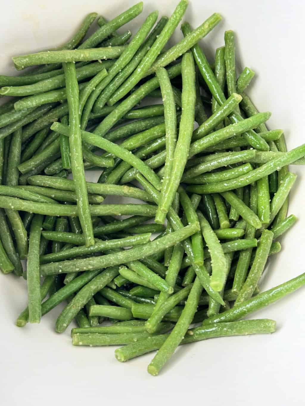 season frozen green beans with salt and garlic