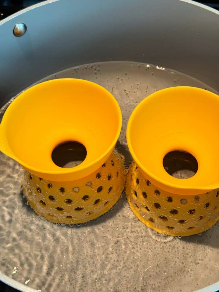silicone egg poachers 
