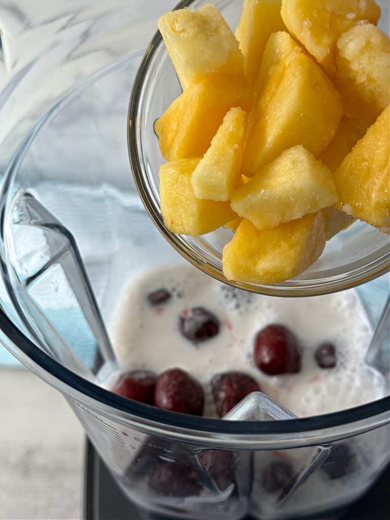 frozen pineapple chunks 