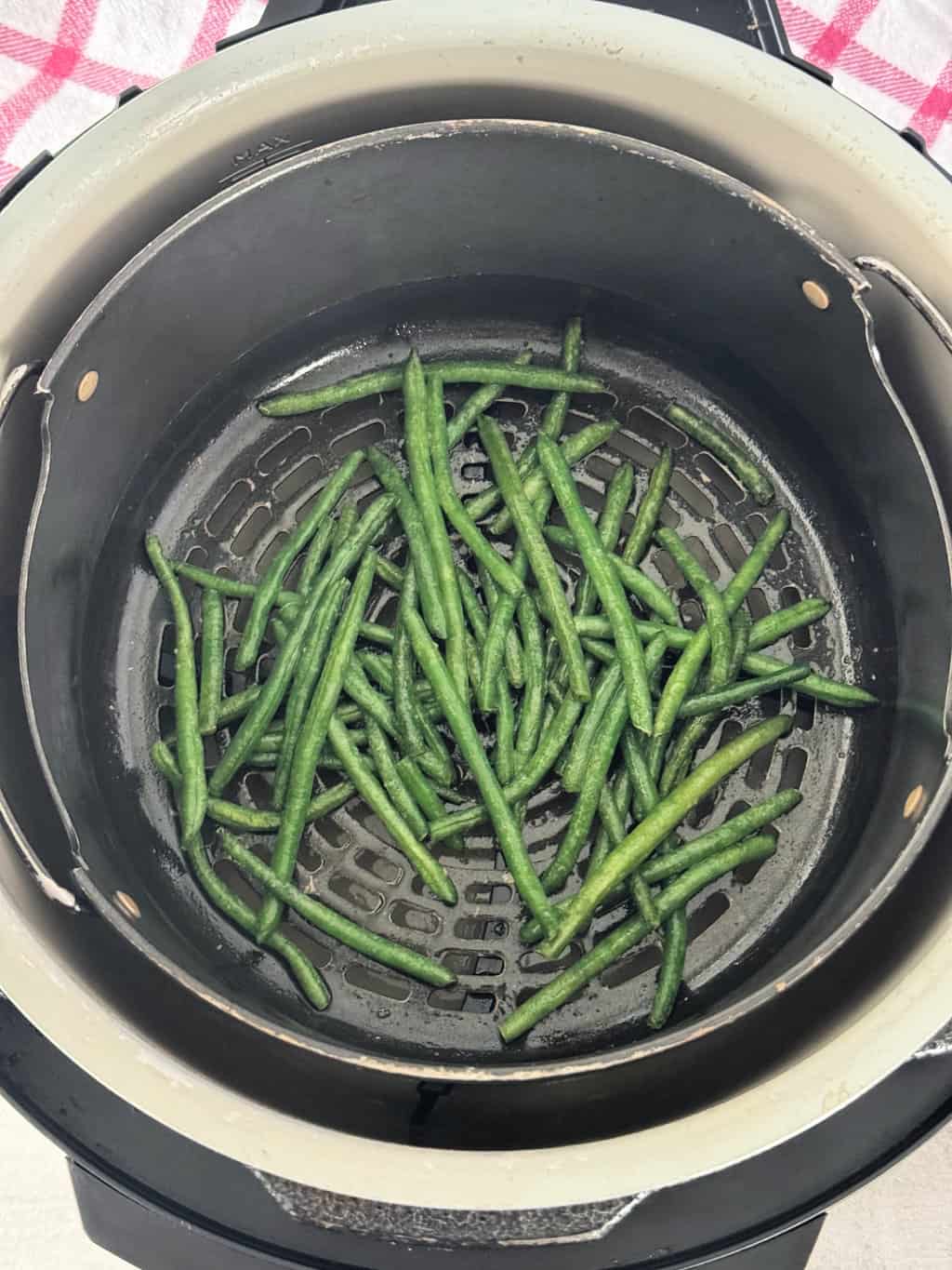 frozen green beans in air fryer basket
