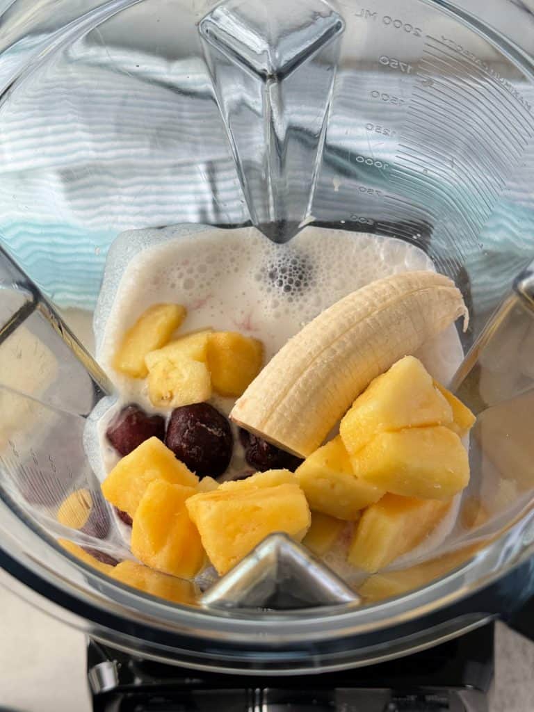 cherry pineapple banana smoothie recipe  in blender 