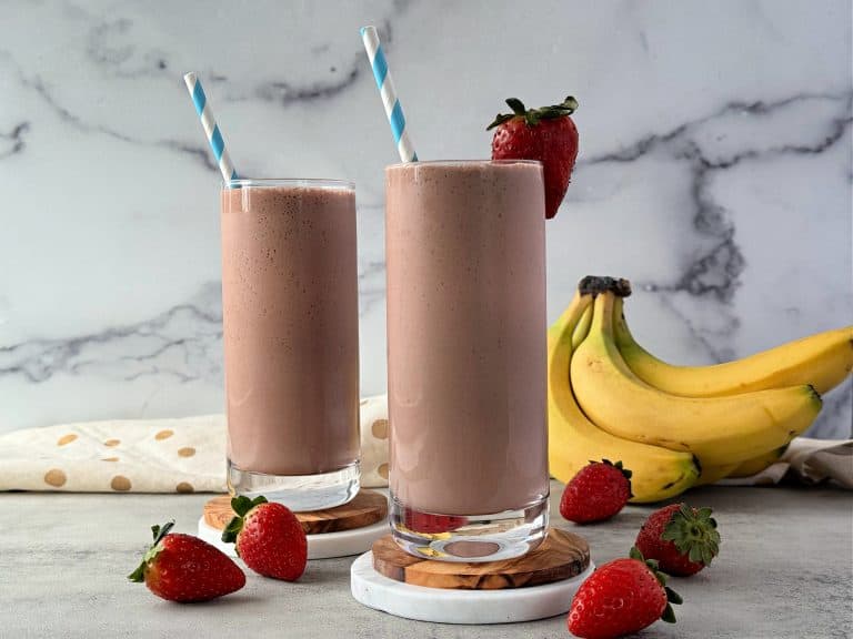 Strawberry Banana Chocolate Smoothie Recipe