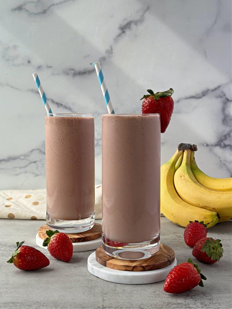 easy strawberry banana chocolate smoothie with protein option 
