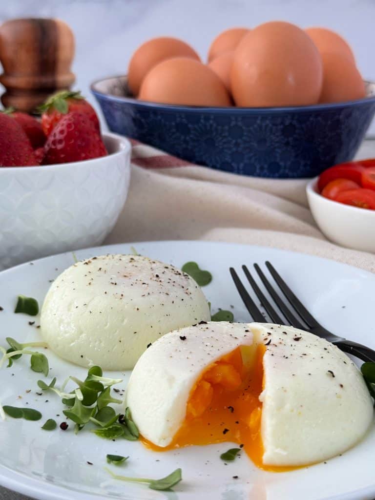 how to make the best poached eggs with eggssentials poached egg maker
