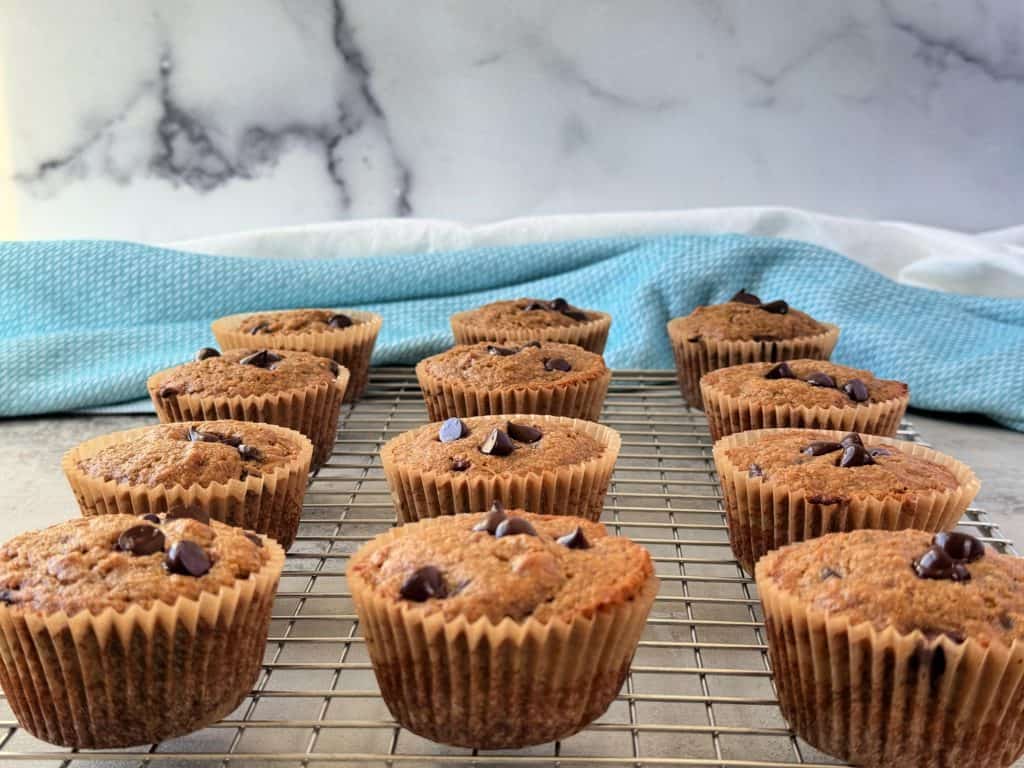 easy healthier chocolate chip muffins, healthy chocolate chip muffins recipe 