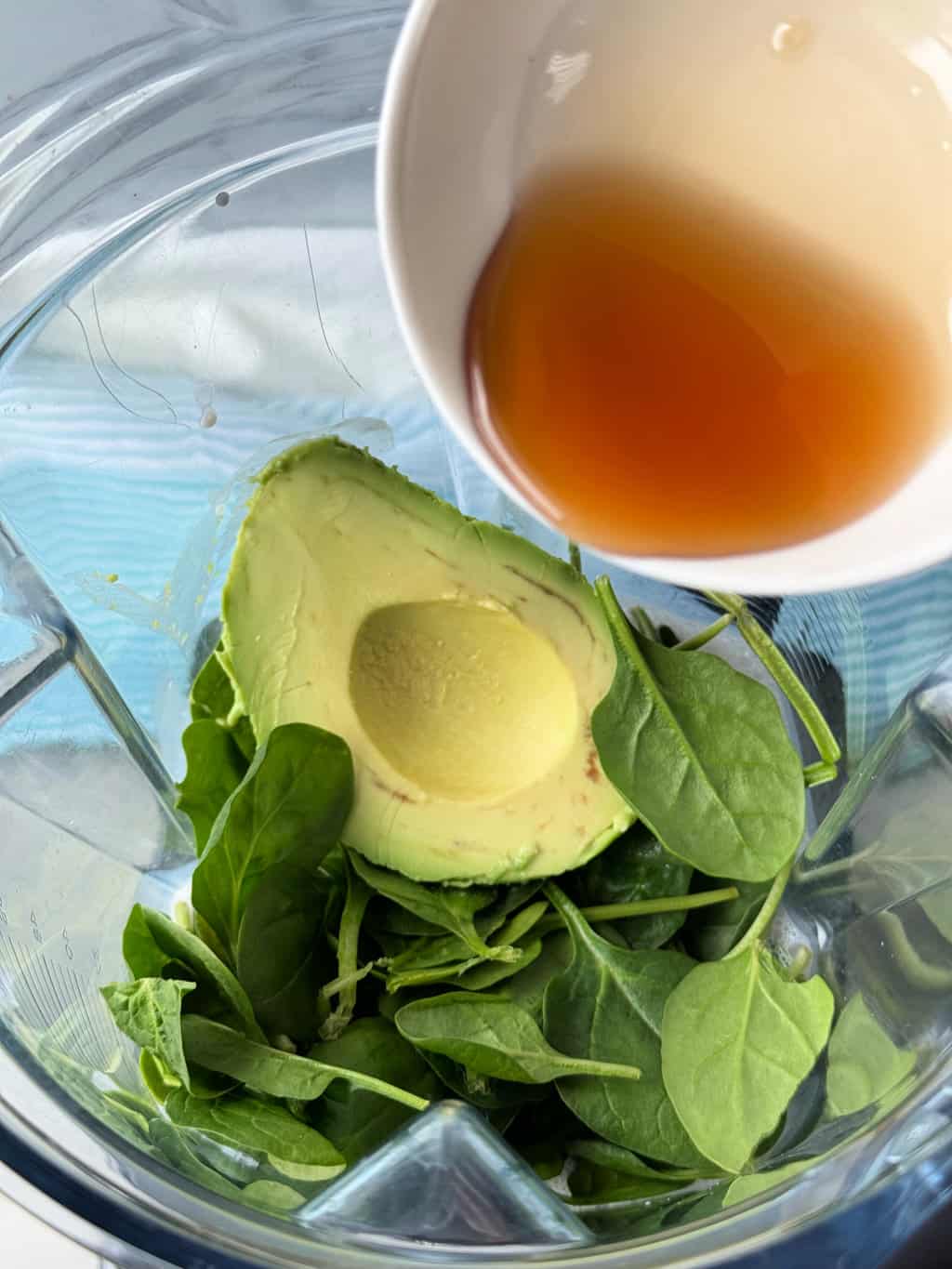 Creamy Avocado Banana Spinach Smoothie Recipe