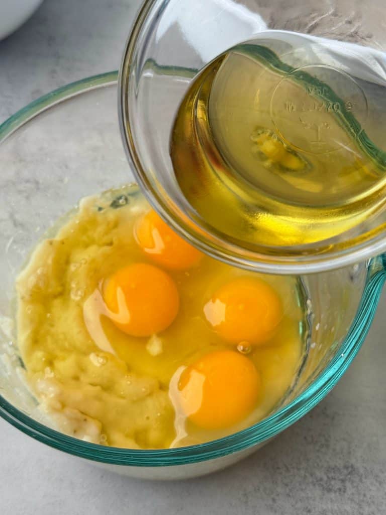 baking with avocado oil