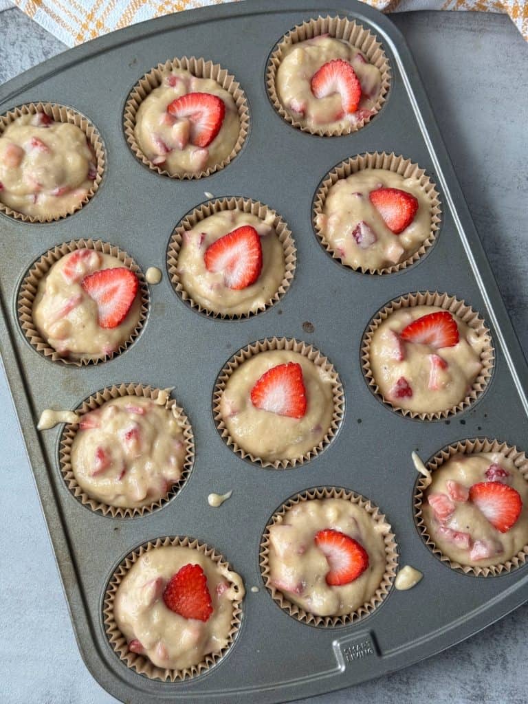 strawberry banana muffins healthy 