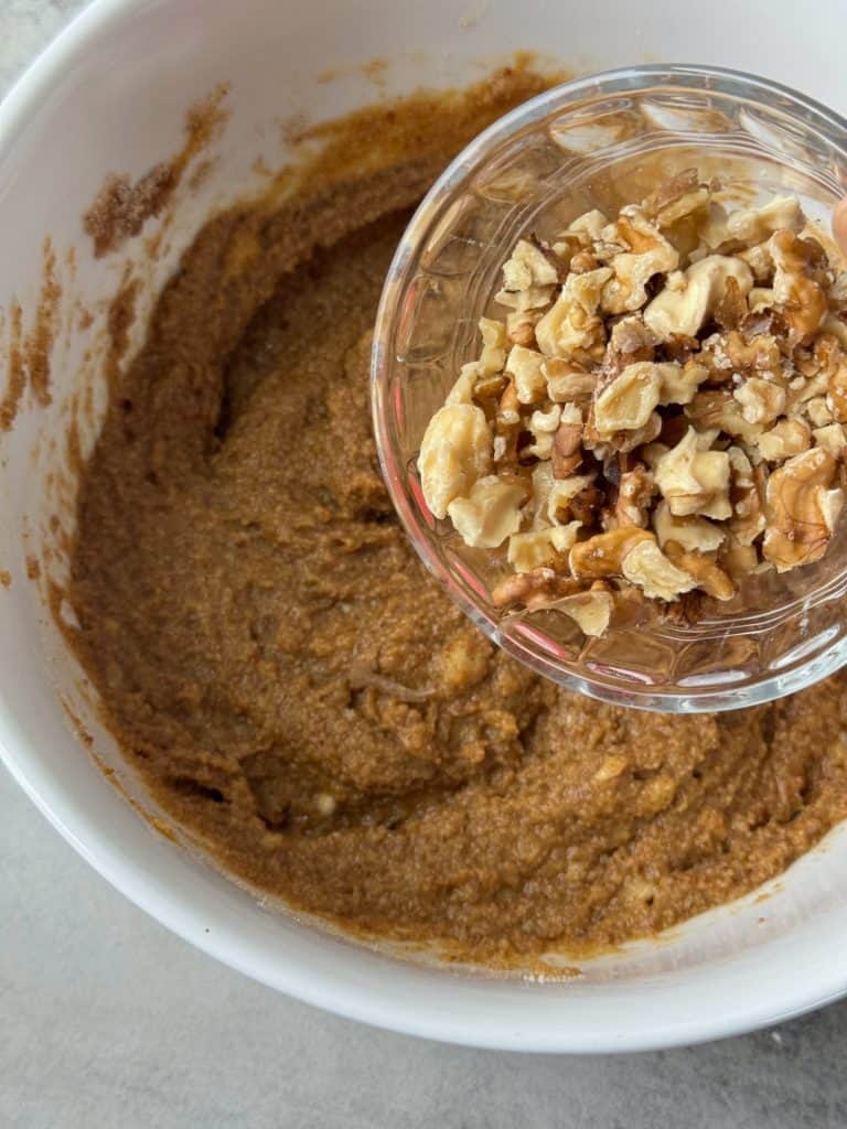 chopped walnuts in muffin recipe 