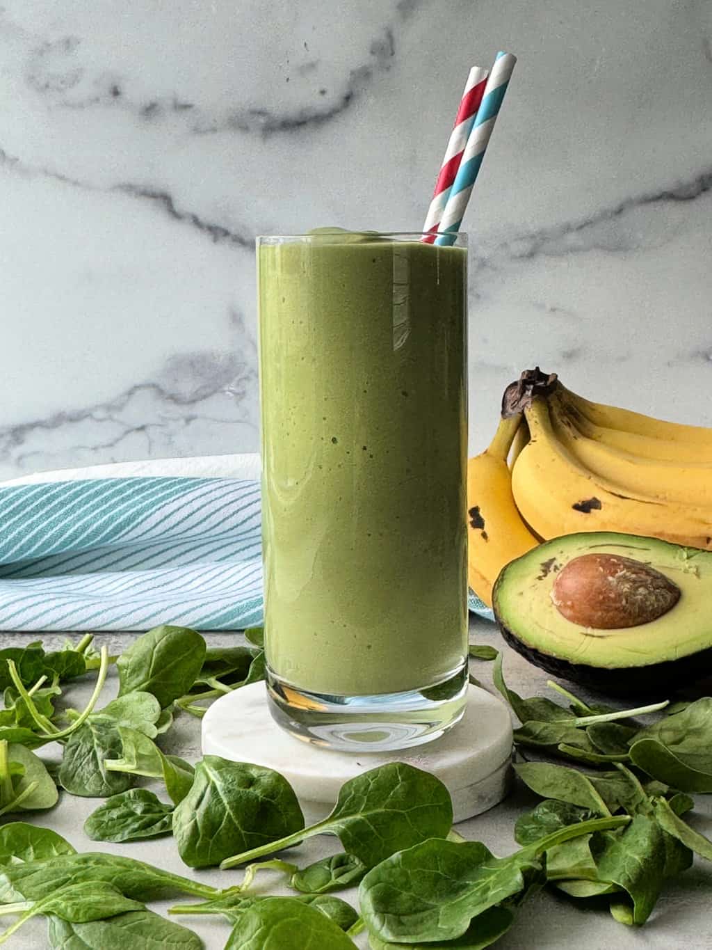 Creamy Avocado Banana Spinach Smoothie Recipe