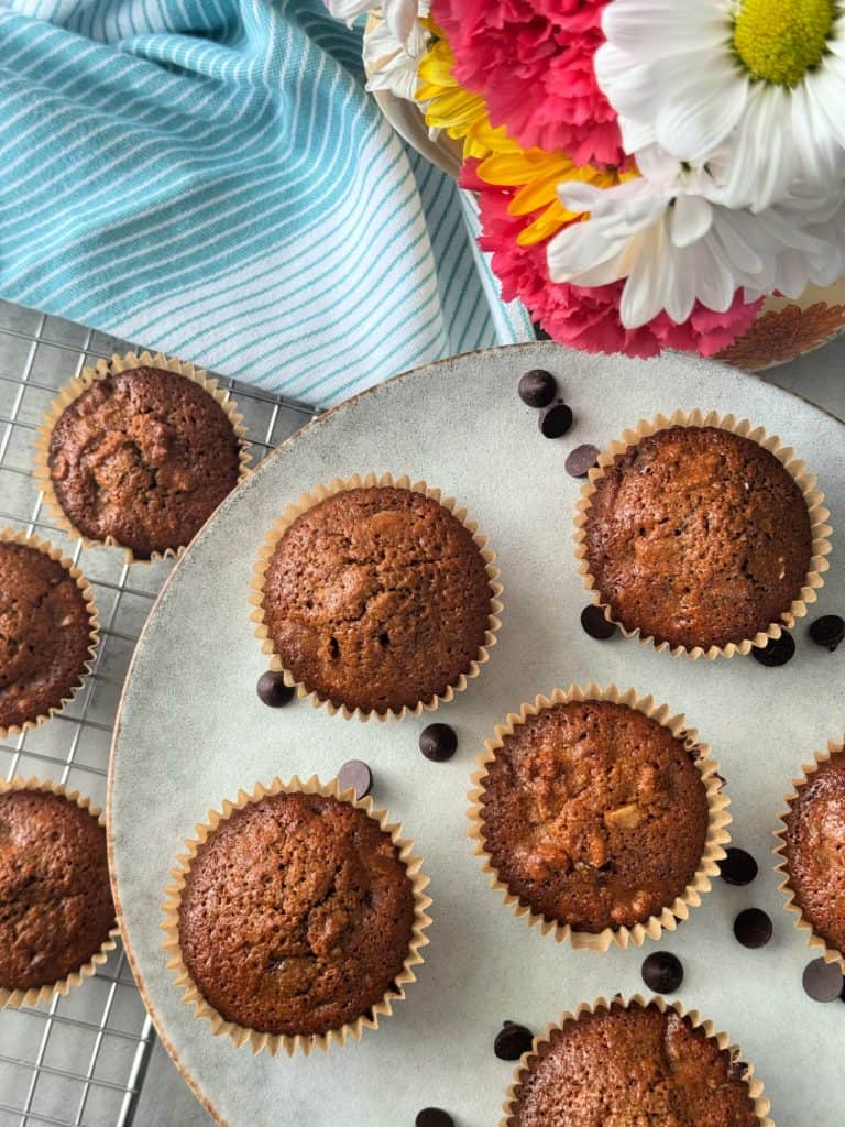 chocolate chip walnut muffins 