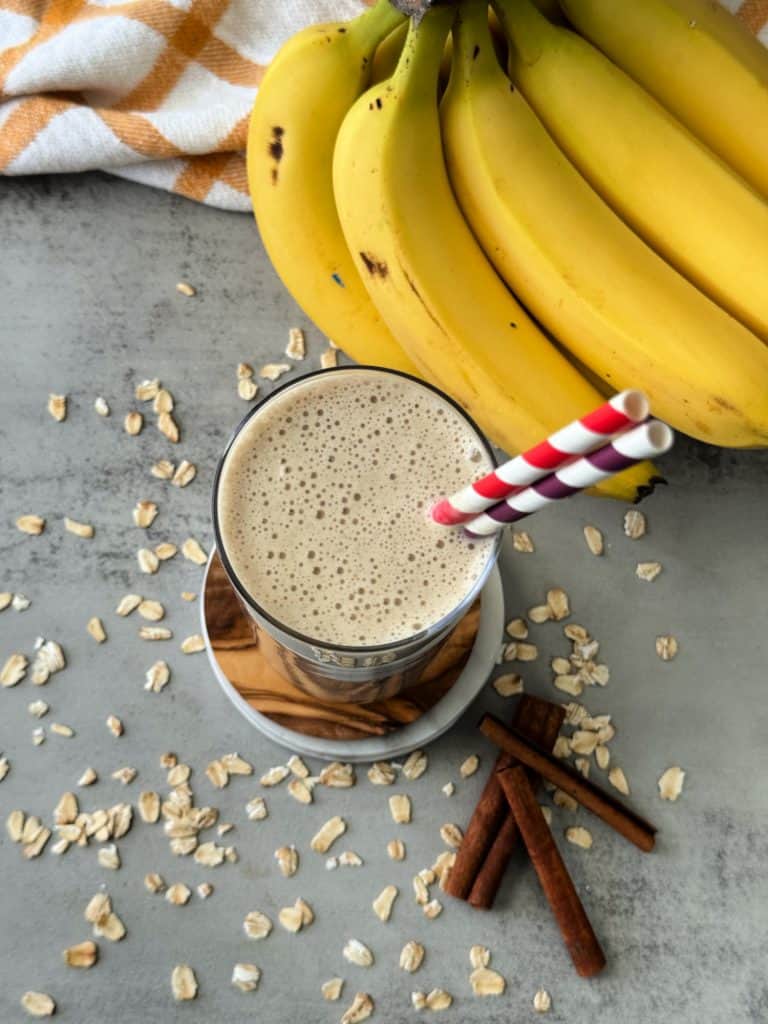 banana smoothie with almond milk