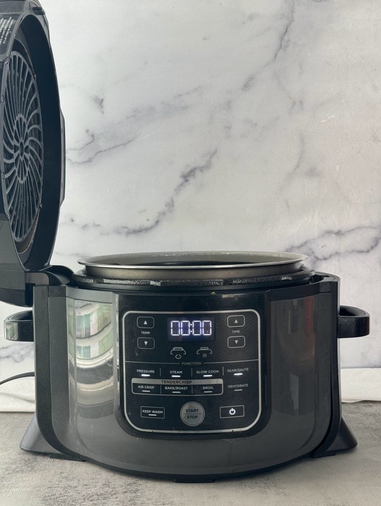 Easy Air Fryer Ninja Foodi Chicken Wings Recipe