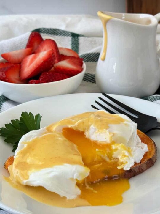 Poached Egg Recipe with Homemade Hollandaise Sauce