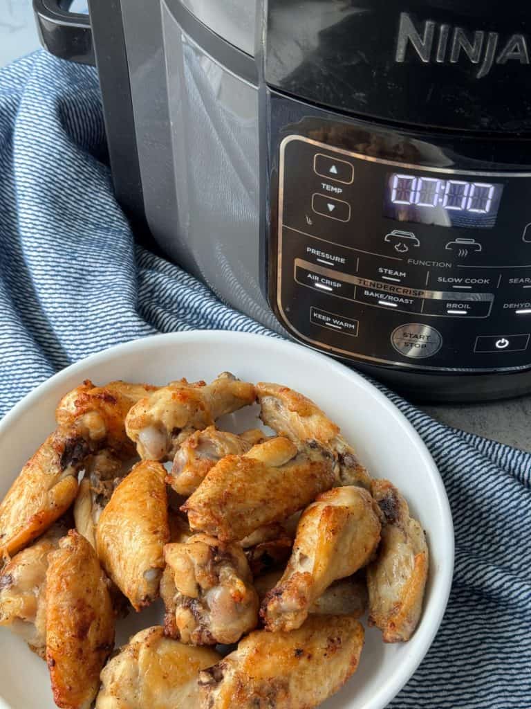 Easy Air Fryer Ninja Foodi Chicken Wings Recipe