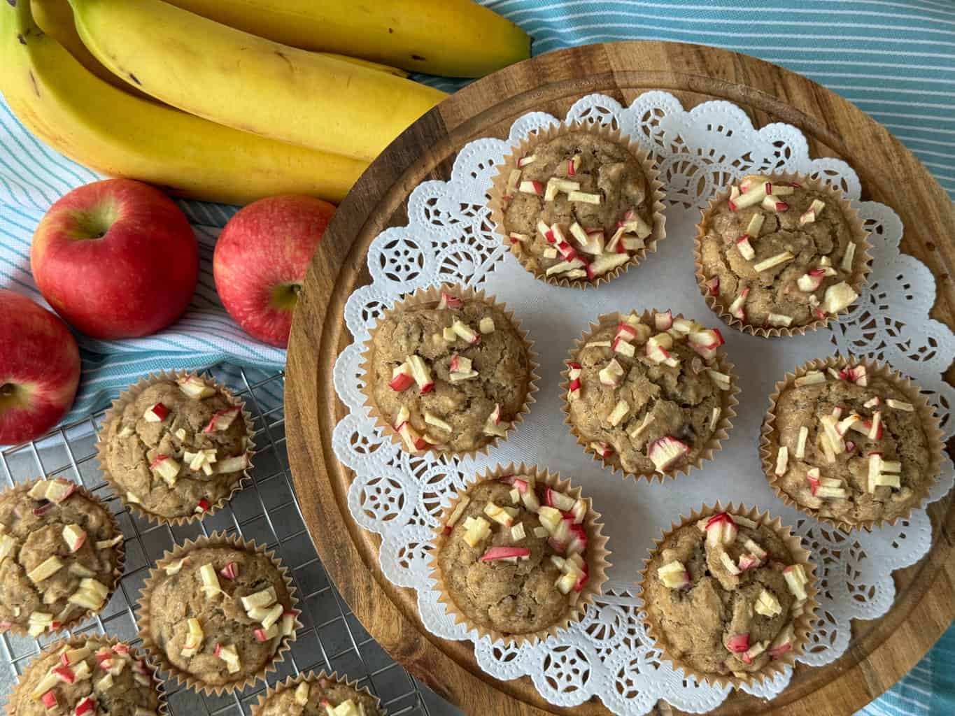 Healthy Applesauce Banana Muffins Recipe