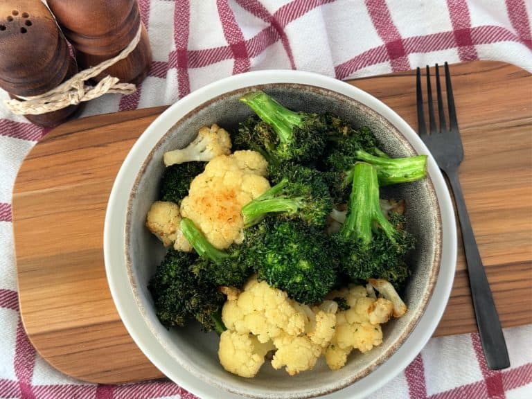 Easy Air Fryer Broccoli and Cauliflower Recipe