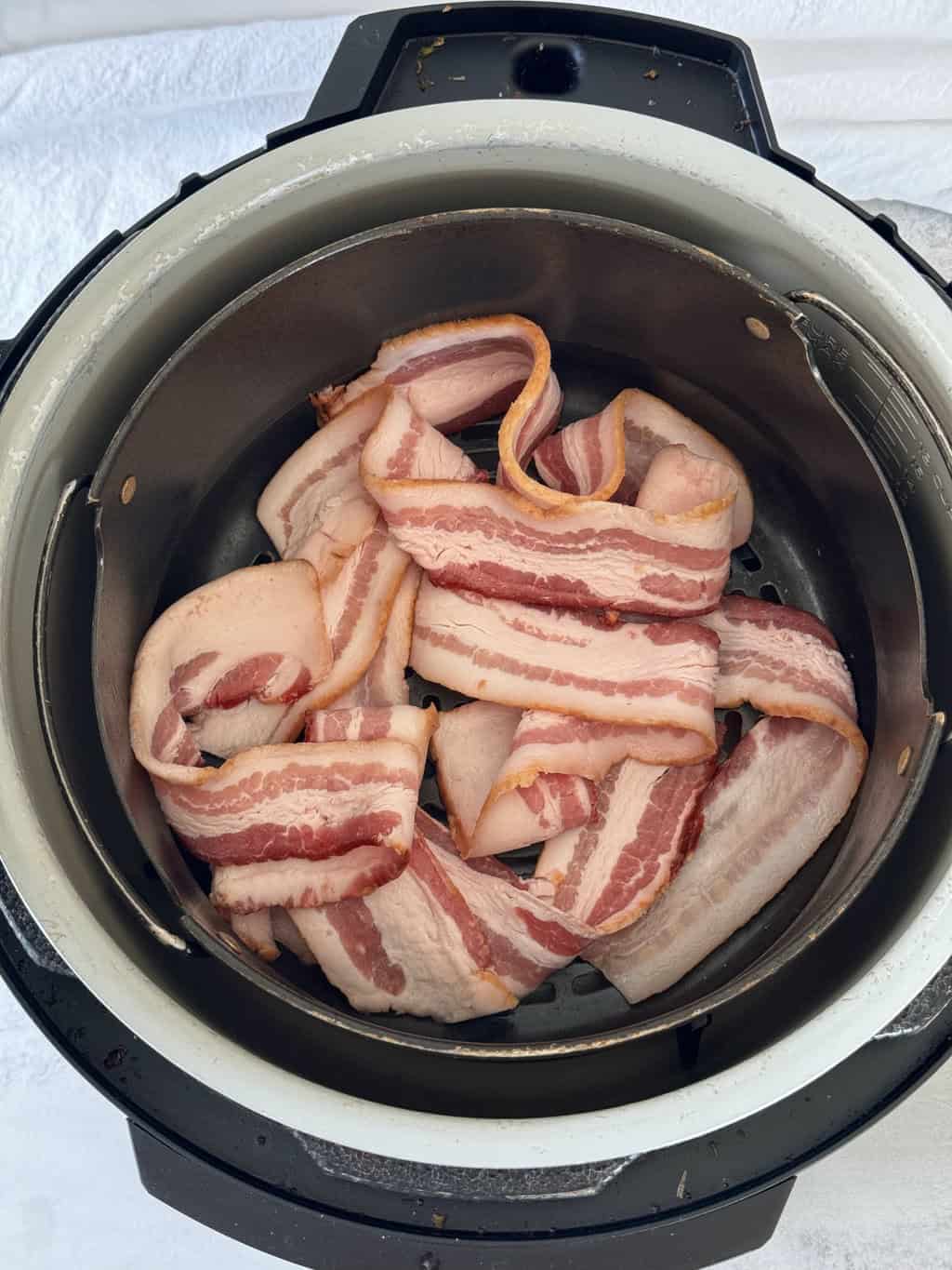 bacon strips in ninja air fryer basket