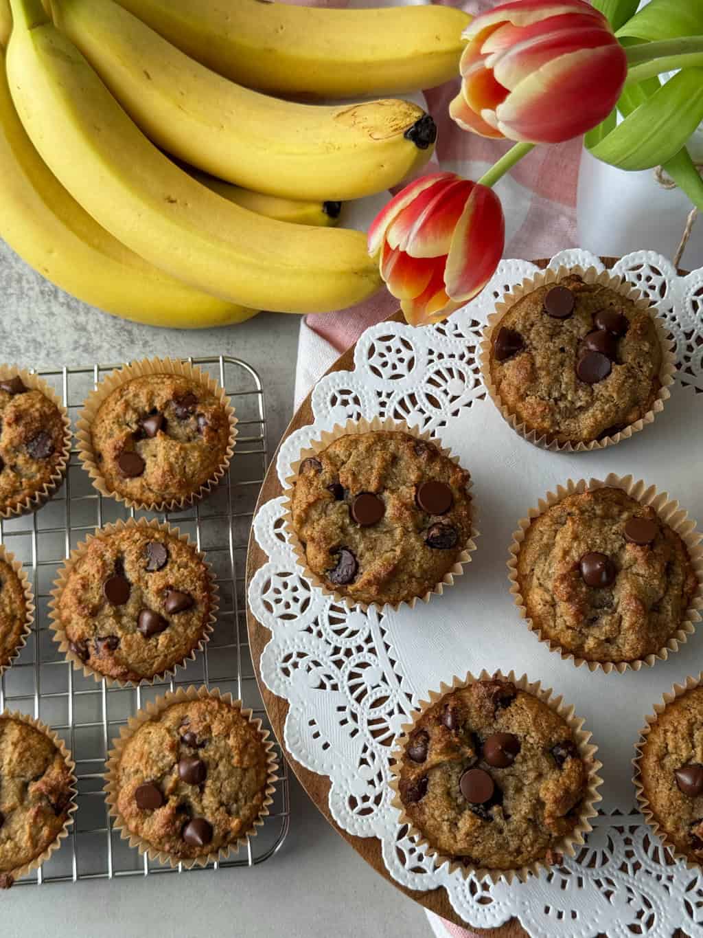 moist-healthy-banana-muffins