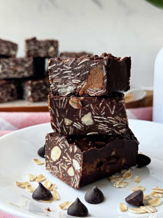 No Bake Chocolate Oatmeal Bars Recipe with Almonds