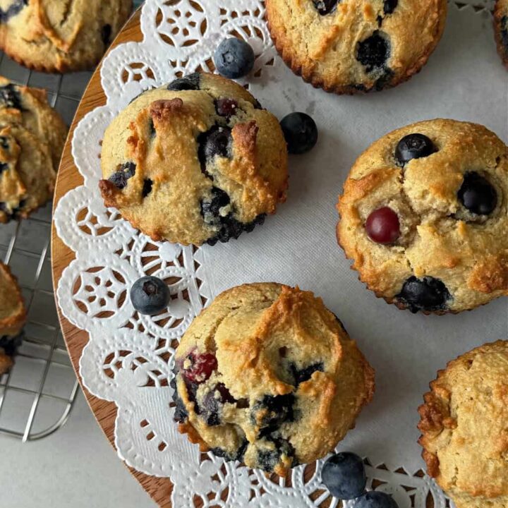gluten-free-blueberry-muffin-recipe-with-almond-flour