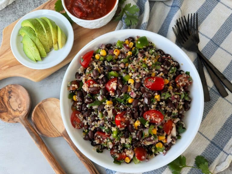 healthy quinoa salad recipe with corn and tomatoes